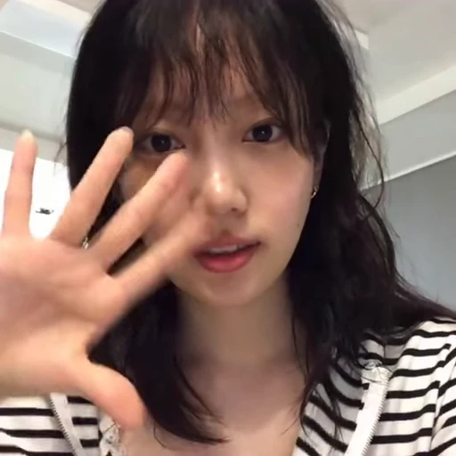 🦨 Стикер «ww jueun» для Telegram