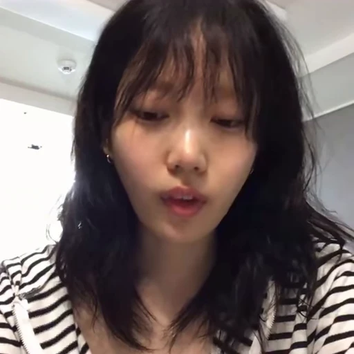 🦨 Стикер «ww jueun» для Telegram