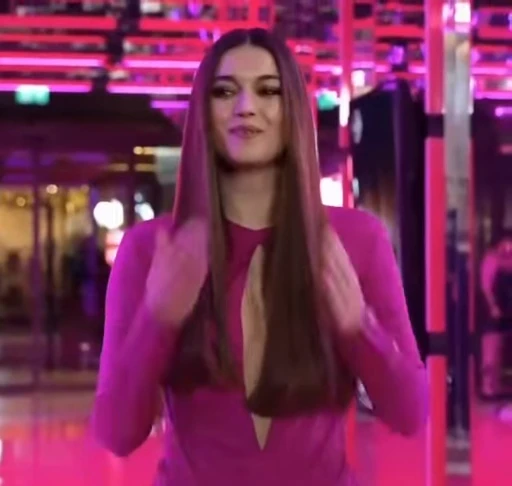 🫶 Стикер «Afra Saracoglu» для Telegram