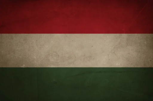 🇭🇺 Стикер «Aged World Flags» для Telegram