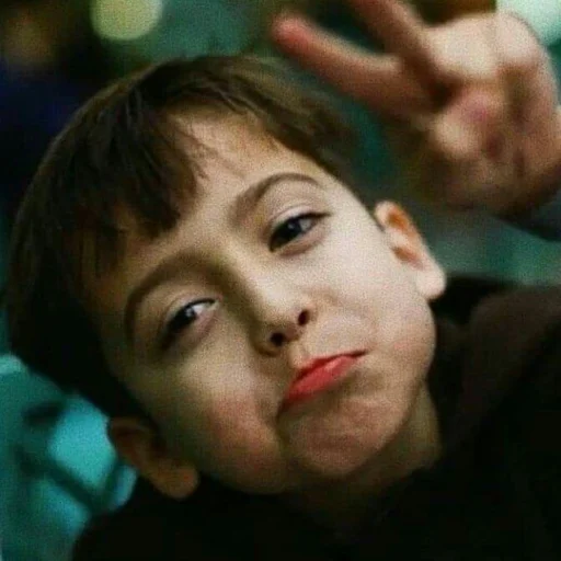 ✌ Стикер «Aidan Gallagher» для Telegram
