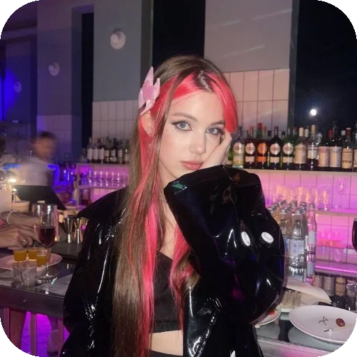 👗 Стикер «Akyuliych» для Telegram