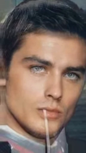🌟 Стикер «Alain Delon» для Telegram