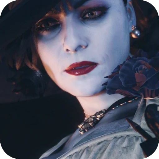 🤨 Стикер «Alcina Dimitrescu» для Telegram