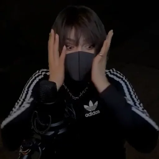 😷 Стикер «AlinaRinRin Emotes» для Telegram