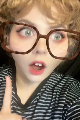 🤓 Стикер «AlinaRinRin Emotes» для Telegram