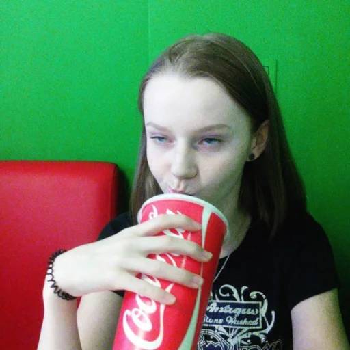 🥤 Стикер «Alinapack» для Telegram
