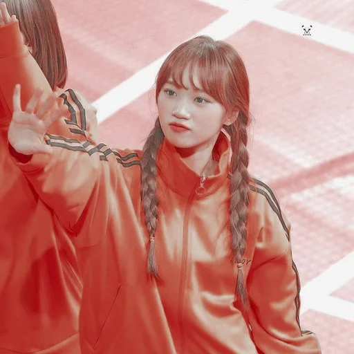 💗 Стикер «kim chaewon» для Telegram