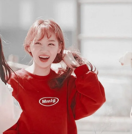 💗 Стикер «kim chaewon» для Telegram