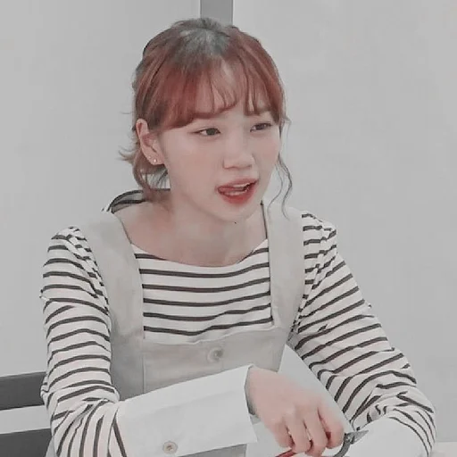 💗 Стикер «kim chaewon» для Telegram