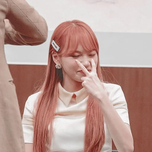 💗 Стикер «kim chaewon» для Telegram