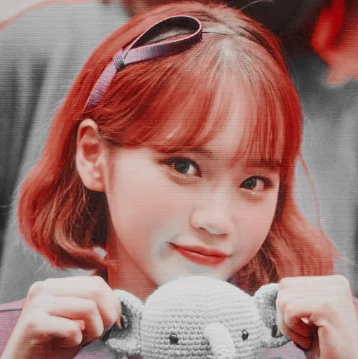 💗 Стикер «kim chaewon» для Telegram