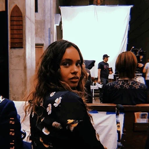 🐙 Стикер «Alisha Boe» для Telegram
