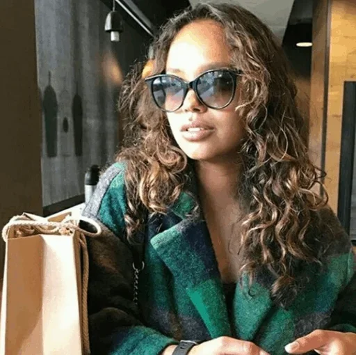 🐙 Стикер «Alisha Boe» для Telegram