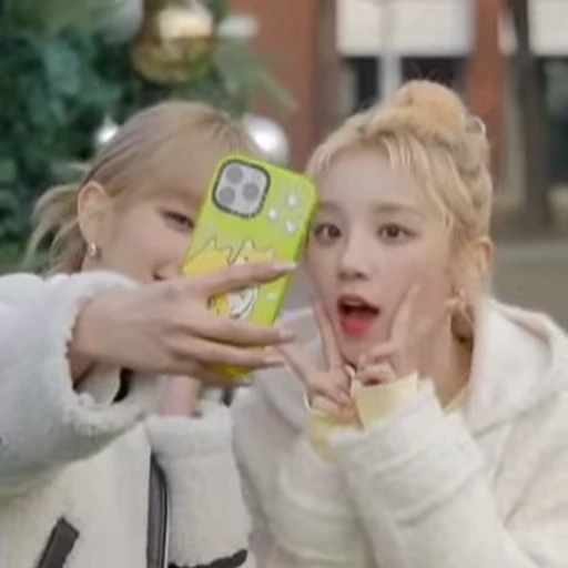 ✌️ Стикер «(G)I-DLE» для Telegram