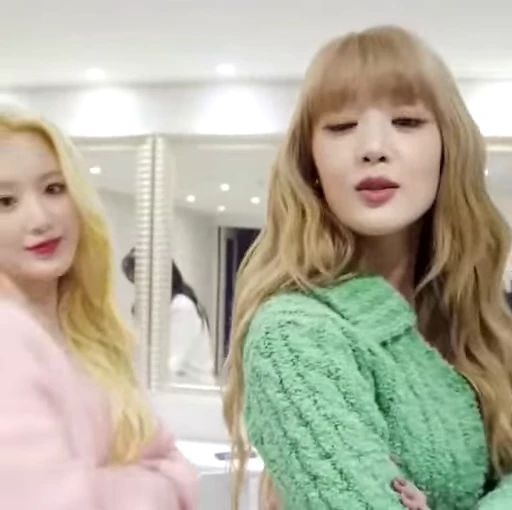 😐 Стикер «(G)I-DLE» для Telegram