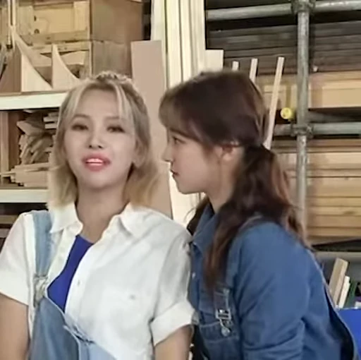 🙃 Стикер «(G)I-DLE» для Telegram