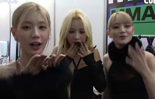 👋 Стикер «(G)I-DLE» для Telegram