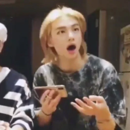 😲 Стикер «all my kpop love» для Telegram
