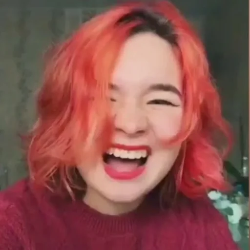 😂 Стикер «Алена Швец/Alyona Shetz» для Telegram
