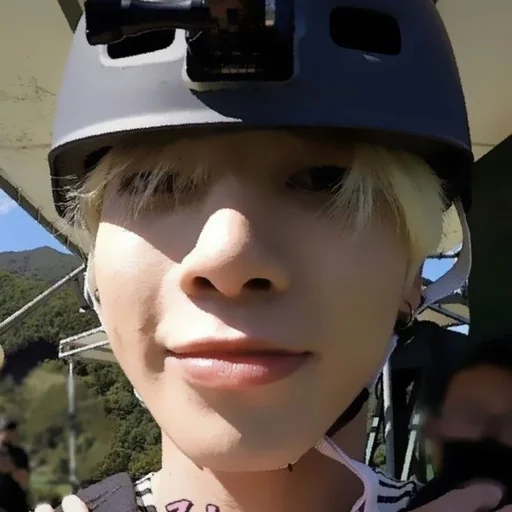 🇵🇼 Стикер «Kang Taehyun» для Telegram