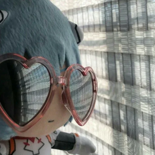 🕶 Стикер «Анаями Рей» для Telegram