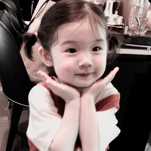 😌 Стикер «Cute kids» для Telegram