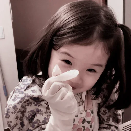 ❤️ Стикер «Cute kids» для Telegram