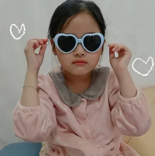 😌 Стикер «Cute kids» для Telegram