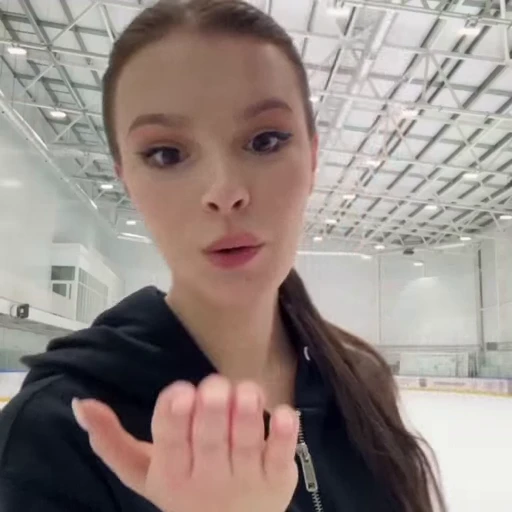 🤩 Стикер «Анна & Изабо» для Telegram