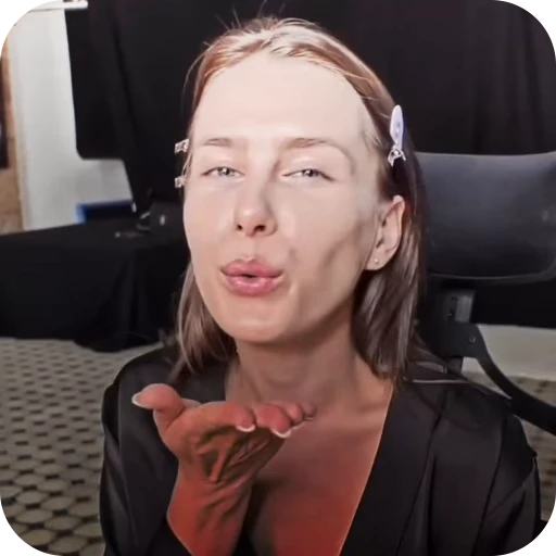 💋 Стикер «Мария Шукшина» для Telegram