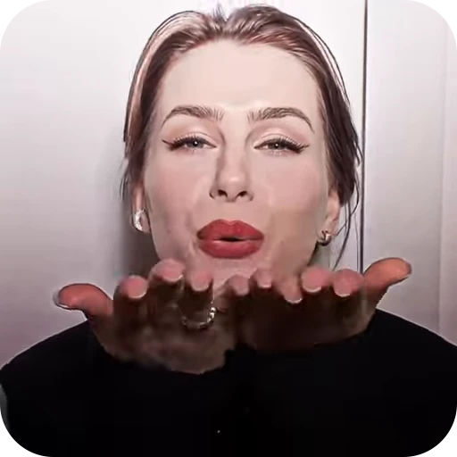 💋 Стикер «Мария Шукшина» для Telegram