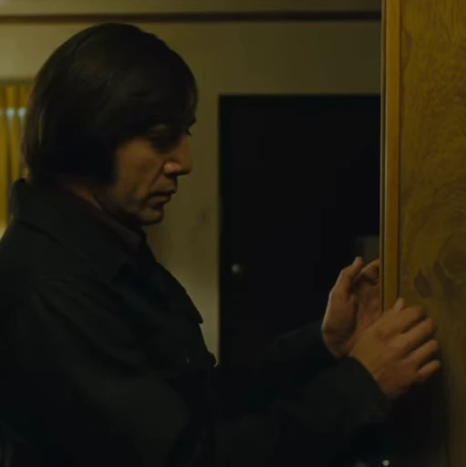 👐 Стикер «Anton Chigurh» для Telegram