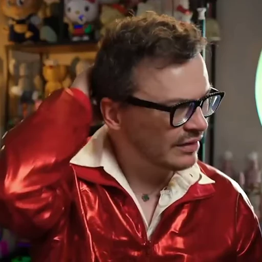 🤔 Стикер «Anton S» для Telegram