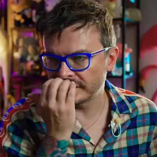 🤔 Стикер «Anton S» для Telegram