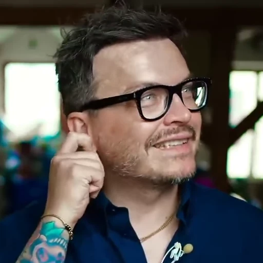 🤔 Стикер «Anton S» для Telegram
