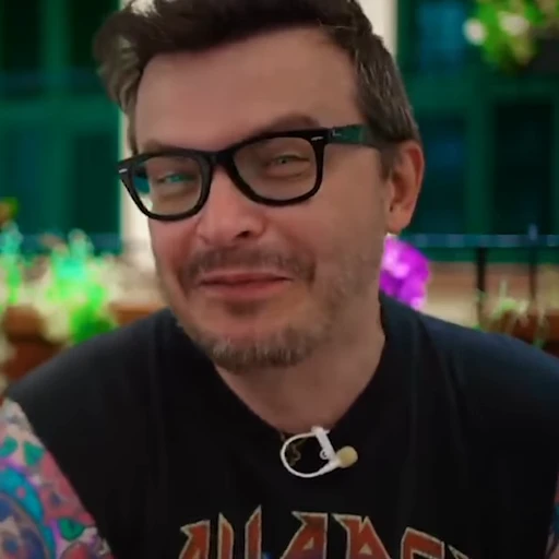 😄 Стикер «Anton S» для Telegram