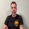 Стикер 45 😉 Арестович