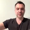 Стикер 42 😉 Арестович