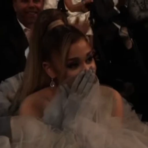 🌟 Стикер «Ariana Grande Videopack» для Telegram