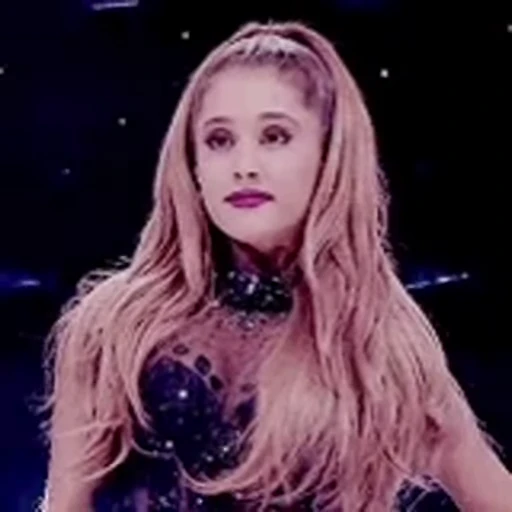 🤩 Стикер «Ariana Grande Videopack» для Telegram