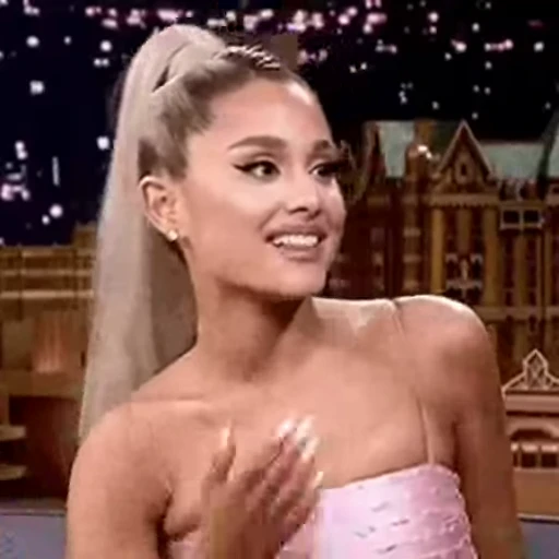 🤩 Стикер «Ariana Grande Videopack» для Telegram