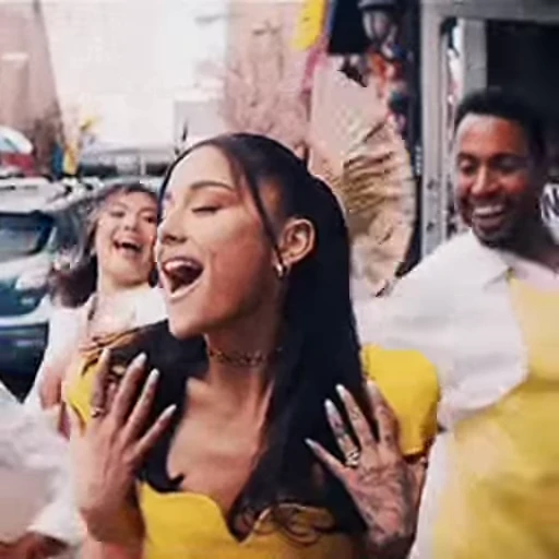🤩 Стикер «Ariana Grande Videopack» для Telegram