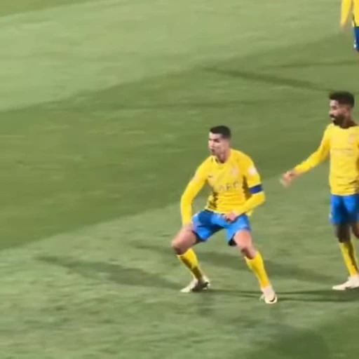 🥵 Стикер «Football» для Telegram