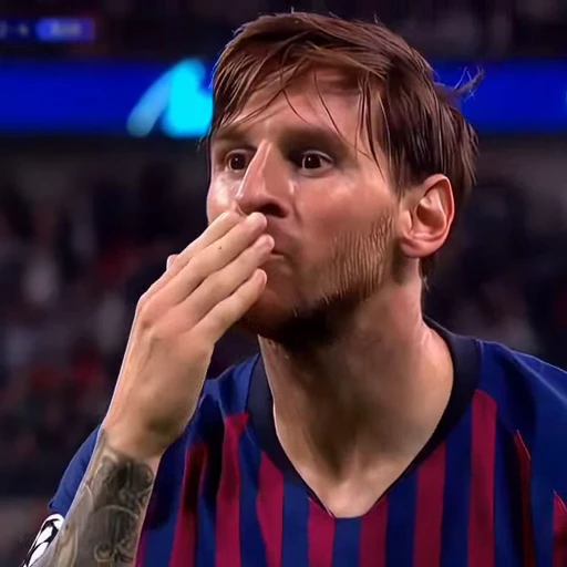 😘 Стикер «Football» для Telegram