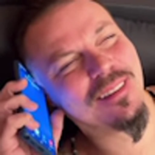 📞 Эмодзи «Arnold Simonov» для Telegram
