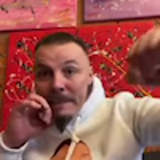 👊 Эмодзи «Arnold Simonov» для Telegram