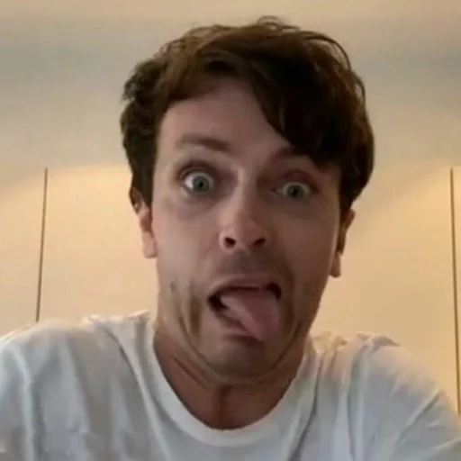 😂 Стикер «арсений попов» для Telegram