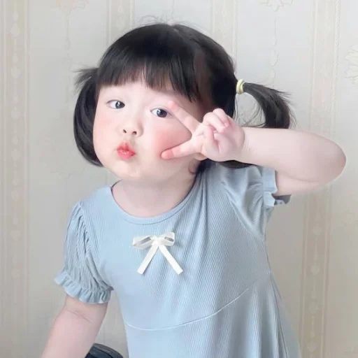 🦋 Стикер «Asian» для Telegram