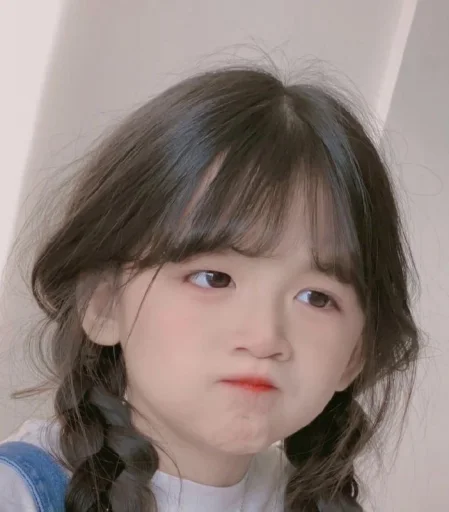 🦋 Стикер «Asian» для Telegram